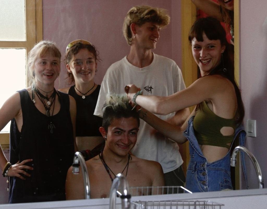 Ce n'est qu'un au revoir - © bathysphere Ce n'est qu'un au revoir - © bathysphere