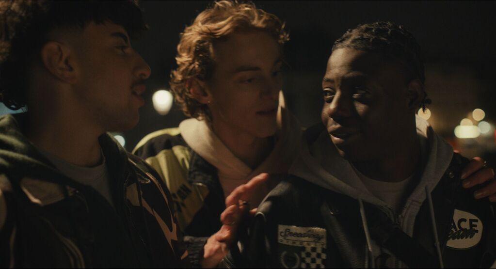 N121 - Bus de nuit - &copy; Ripley Films - Cheyenne Federation - Wild Bunch