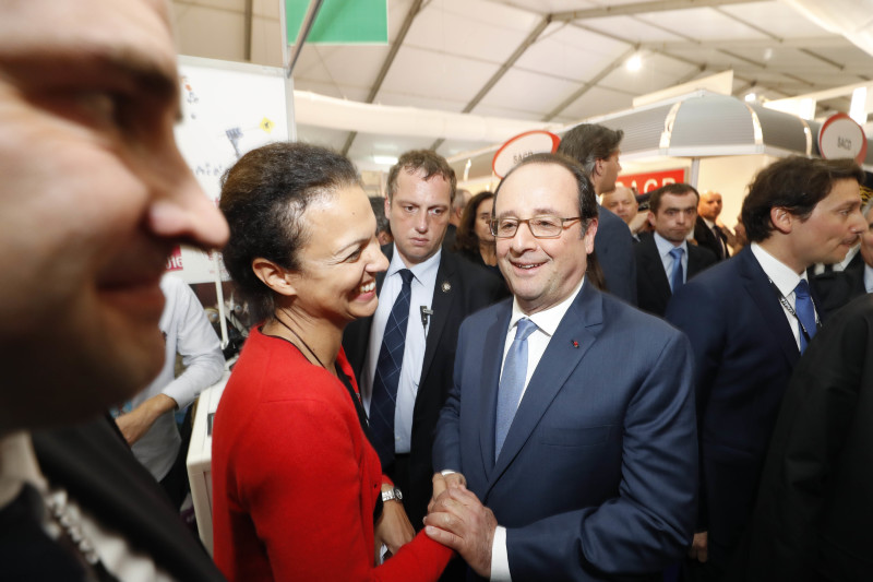 François Hollande estuvo presente en el mercado del Festival de Annecy - © Bestimage François Hollande estuvo presente en el mercado del Festival de Annecy - © Bestimage