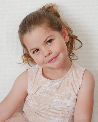 Rose Fonsagrive Rose Fonsagrive