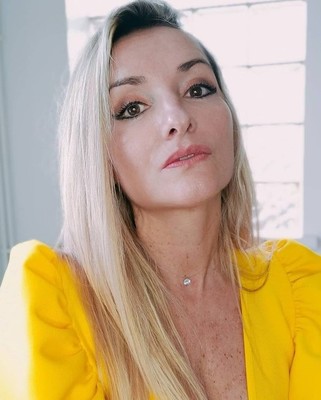 Karine Loriau Karine Loriau