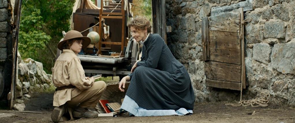 La primera escuela - © Nord-Ouest Films - STUDIOCANAL - Apollo Films - France 3 Cinéma - Auvergne-Rhône-Alpes Cinéma - Artémis Productions