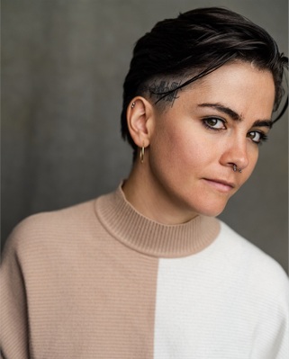 Julie-Yara Atz