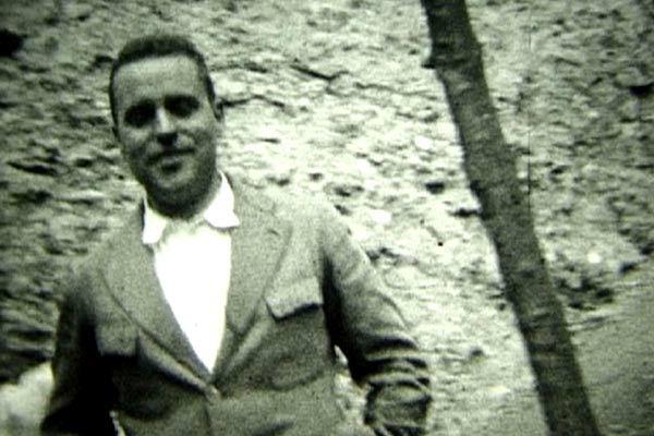 El Perro Negro - Histoires de la guerre civile d'Espagne / 仮題:黒い犬ースペイン市民戦争の歴史 El Perro Negro - Histoires de la guerre civile d'Espagne / 仮題:黒い犬ースペイン市民戦争の歴史