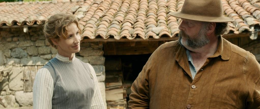 La primera escuela - © Nord-Ouest Films - STUDIOCANAL - Apollo Films - France 3 Cinéma - Auvergne-Rhône-Alpes Cinéma - Artémis Productions