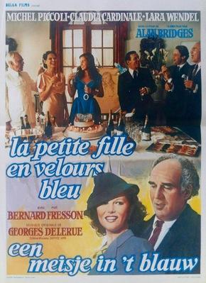 La Petite Fille en velours bleu - Belgium La Petite Fille en velours bleu - Belgium