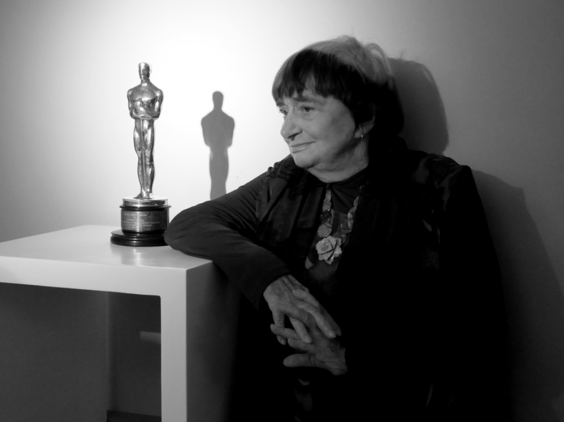 Agnès Varda homenajeada por la gran familia del cine, de las artes y de la cultura. Agnès Varda homenajeada por la gran familia del cine, de las artes y de la cultura.