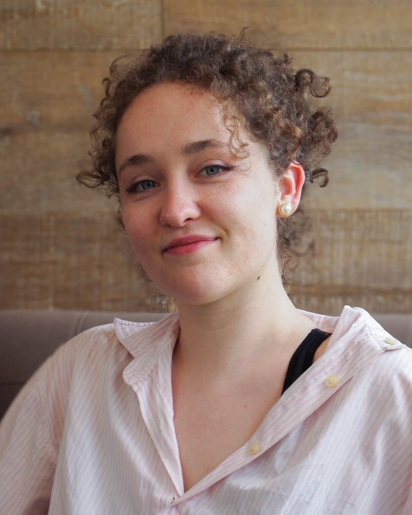 Éva Tommy-Martin Éva Tommy-Martin