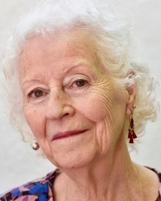 Suzy Pillou Suzy Pillou