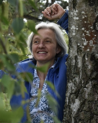 Claire Luton Claire Luton