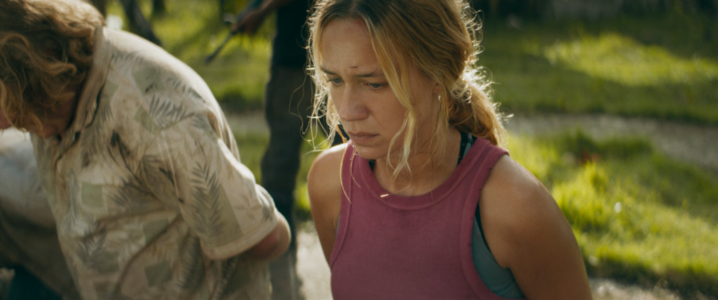 Coka Chicas - © 2025 Bien ou Bien Productions - Studiocanal - France 2 Cinéma