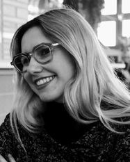 Louise Momas Louise Momas