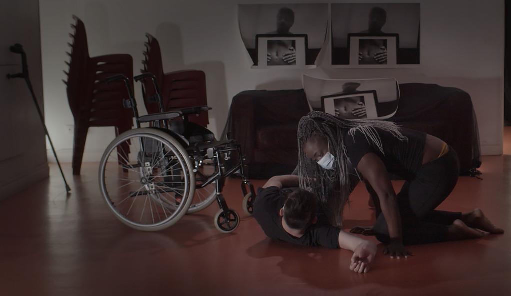 Elle aurait voudrait - © Constrictor Elle aurait voudrait - © Constrictor