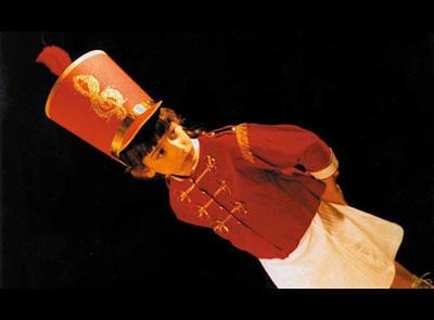 Des majorettes dans l'espace Des majorettes dans l'espace