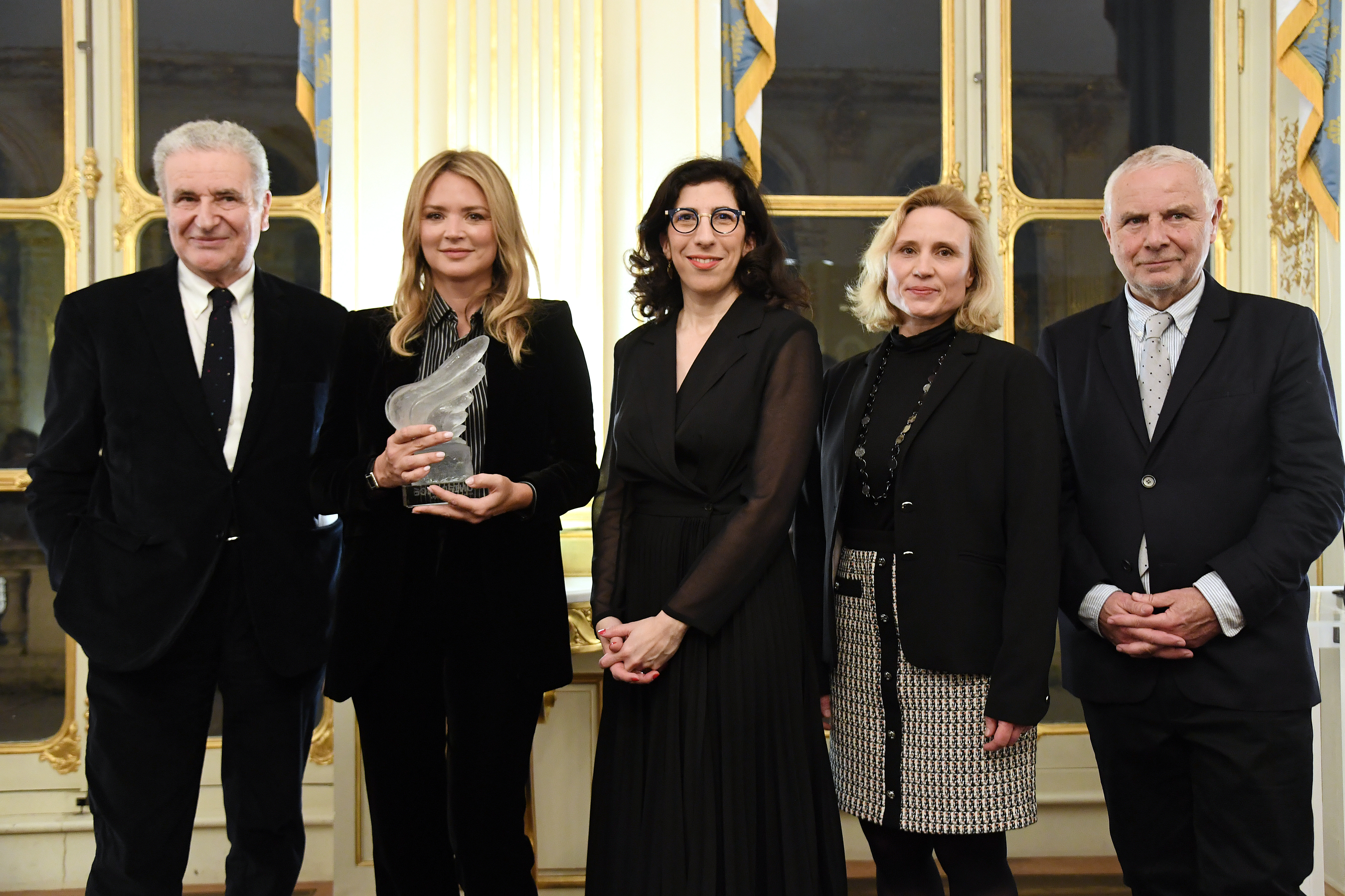 Bilan des 25es Rendez-vous d'Unifrance à Paris - Remise du French Cinema Award à Virginie Efira au Ministère de la Culture - © Giancarlo Gorassini/Unifrance Bilan des 25es Rendez-vous d'Unifrance à Paris - Remise du French Cinema Award à Virginie Efira au Ministère de la Culture - © Giancarlo Gorassini/Unifrance