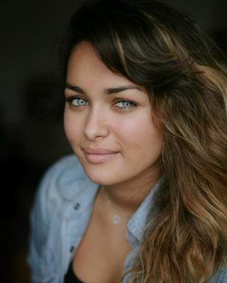 Delfine Rouffignac - © Lisa Lesourd Delfine Rouffignac - © Lisa Lesourd